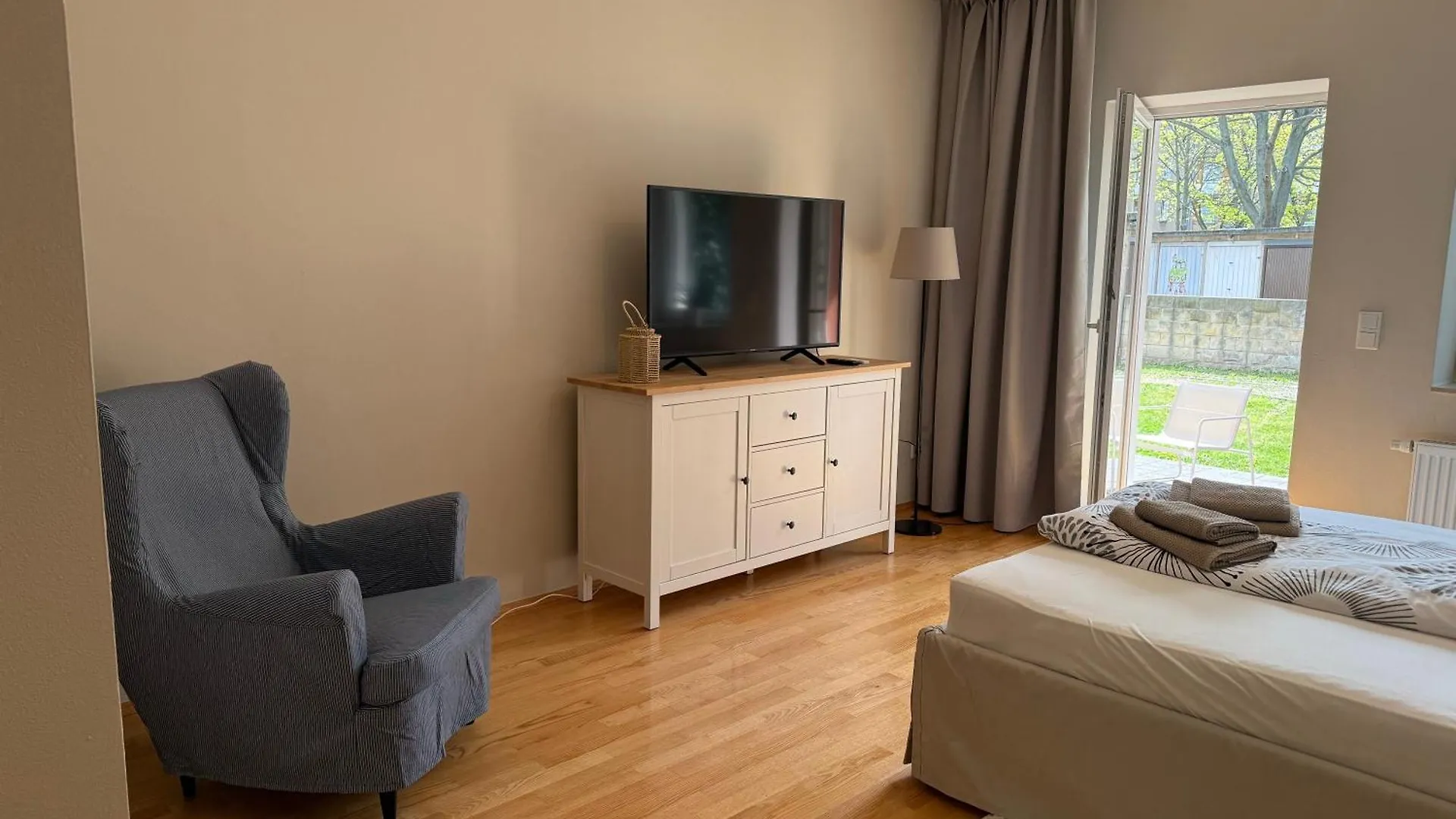 Neu !! Im Herzen Der Neustadt Aber Ruhig - Mit Terrasse Dresden
