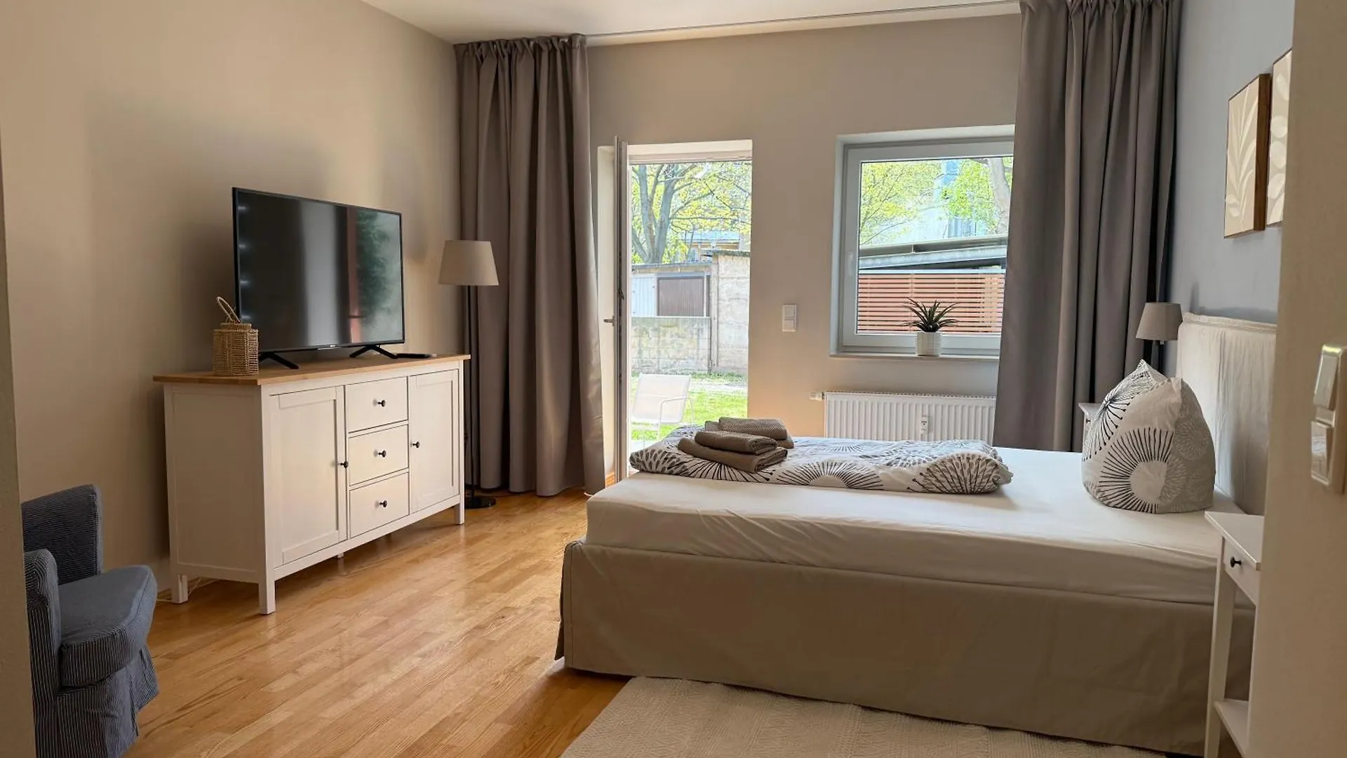 Neu !! Im Herzen Der Neustadt Aber Ruhig - Mit Terrasse Apartment